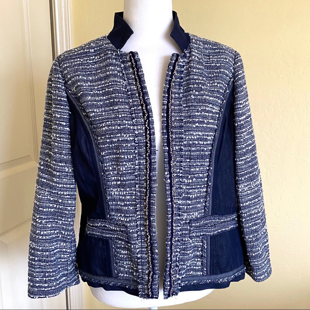 Chicos Blue White Blazer Jacket Chambray Bead Trim